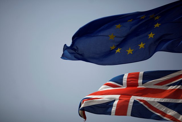 El Reino Unido prevé lanzar en marzo el proceso de salida de la Unión Europea.