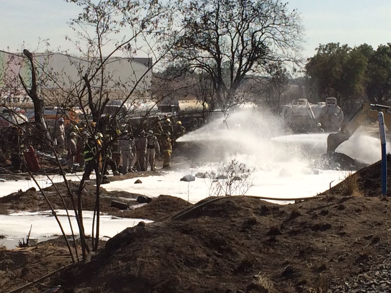 En 18 horas de incendio, los bomberos intervinieron seis veces