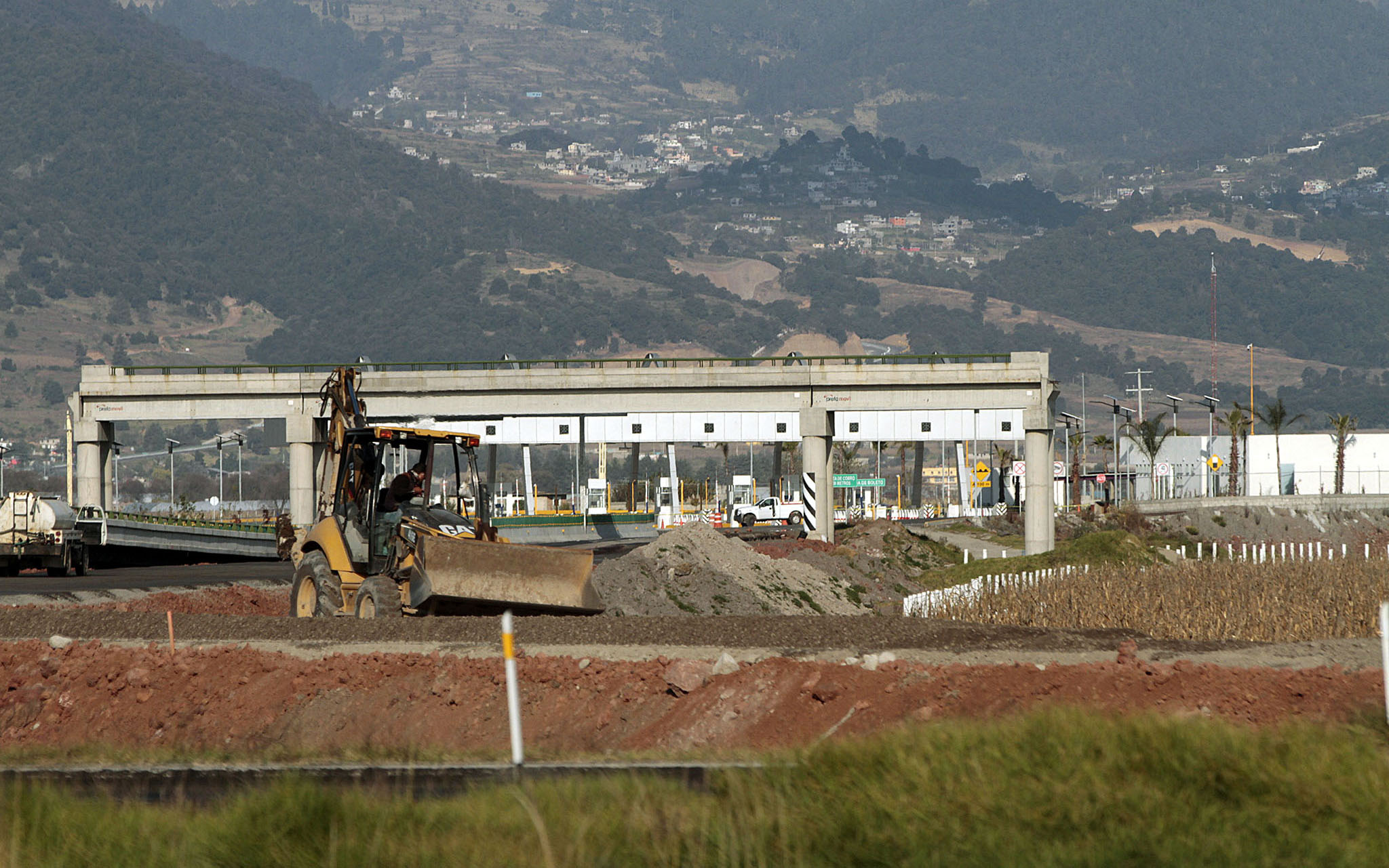 Devastarán arboles, arroyos y arbustos por la constricción de la autopista.