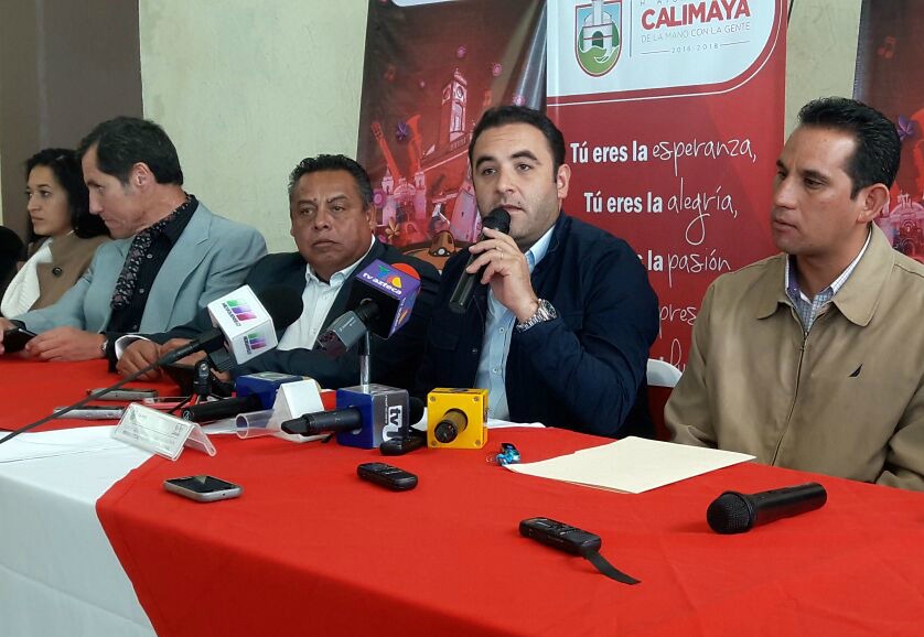 El alcalde compartió detalles en una conferencia.