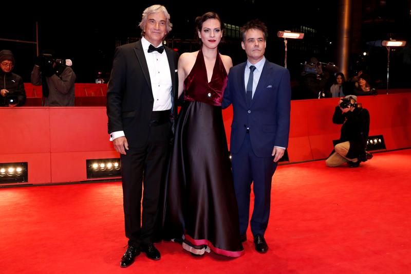Los actores Daniela Vega, Francisco Reyes y el director Sebastian Lelio en la presentación de ‘Una mujer fantástica’.   