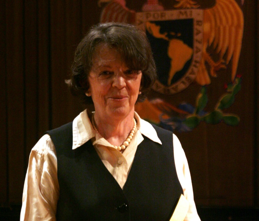 Teresa del Conde fue una mujer que dejó su vida y su obra en diversas instituciones.