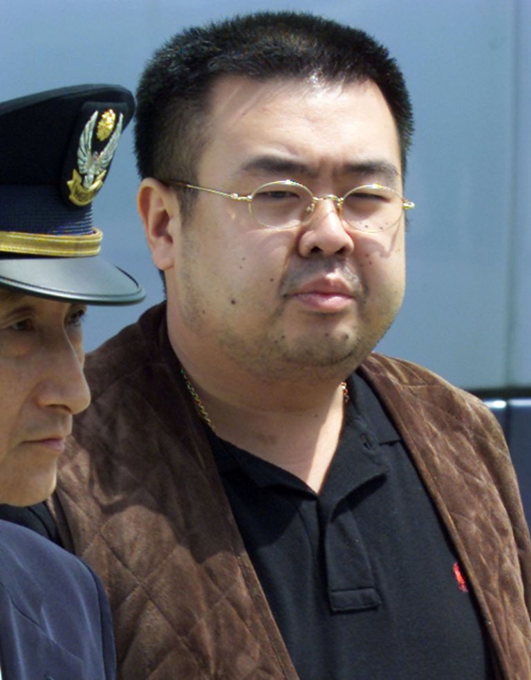 El hijo mayor del ex líder coreano Kim Jong-il tenía previsto viajar a Macao el lunes de la semana pasada desde Kuala Lumpur, pero fue presuntamente a