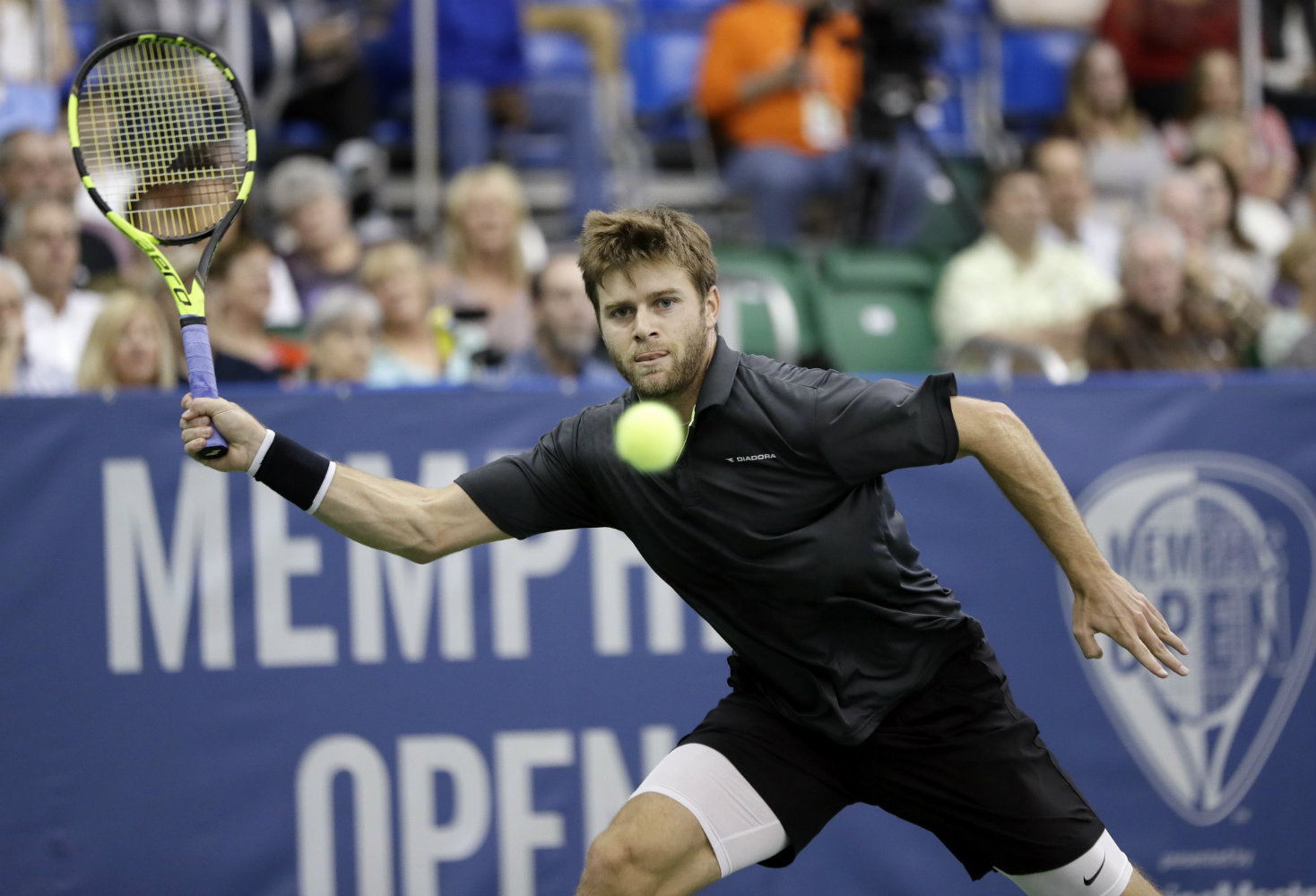 Ryan Harrison en su victoria ante Nikoloz Basilashvili