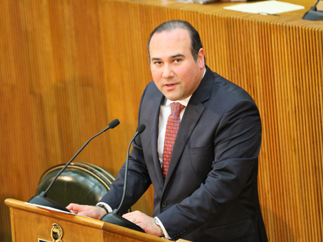 Arturo Salinas, coordinador de la bancada del Partido Acción Nacional. 