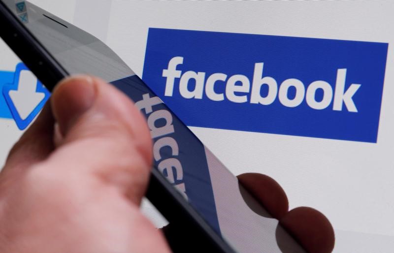 Facebook podría transmitir un partido de baseball a la semana. 