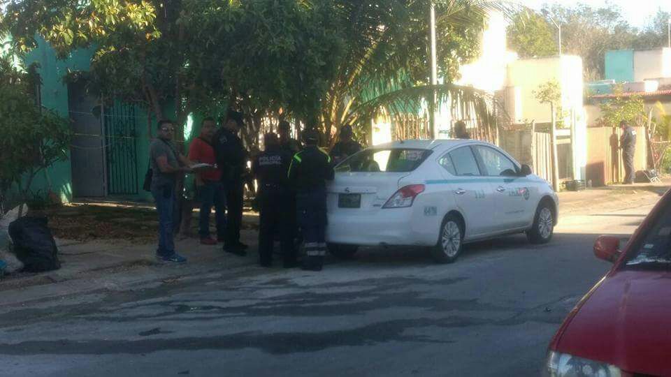 El cuerpo de la mujer de 26 años fue encontrado al interior de su unidad. 
