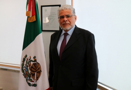 José Luis Bernal fue ratificado en comisiones del Senado como embajador de México en China. 