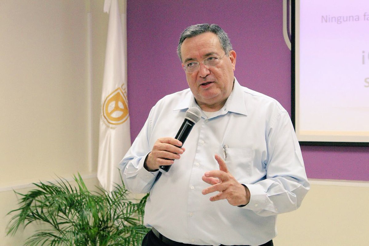 Hoy por la tarde el rector dará su informe anual en el Salón de Usos Múltiples de la universidad