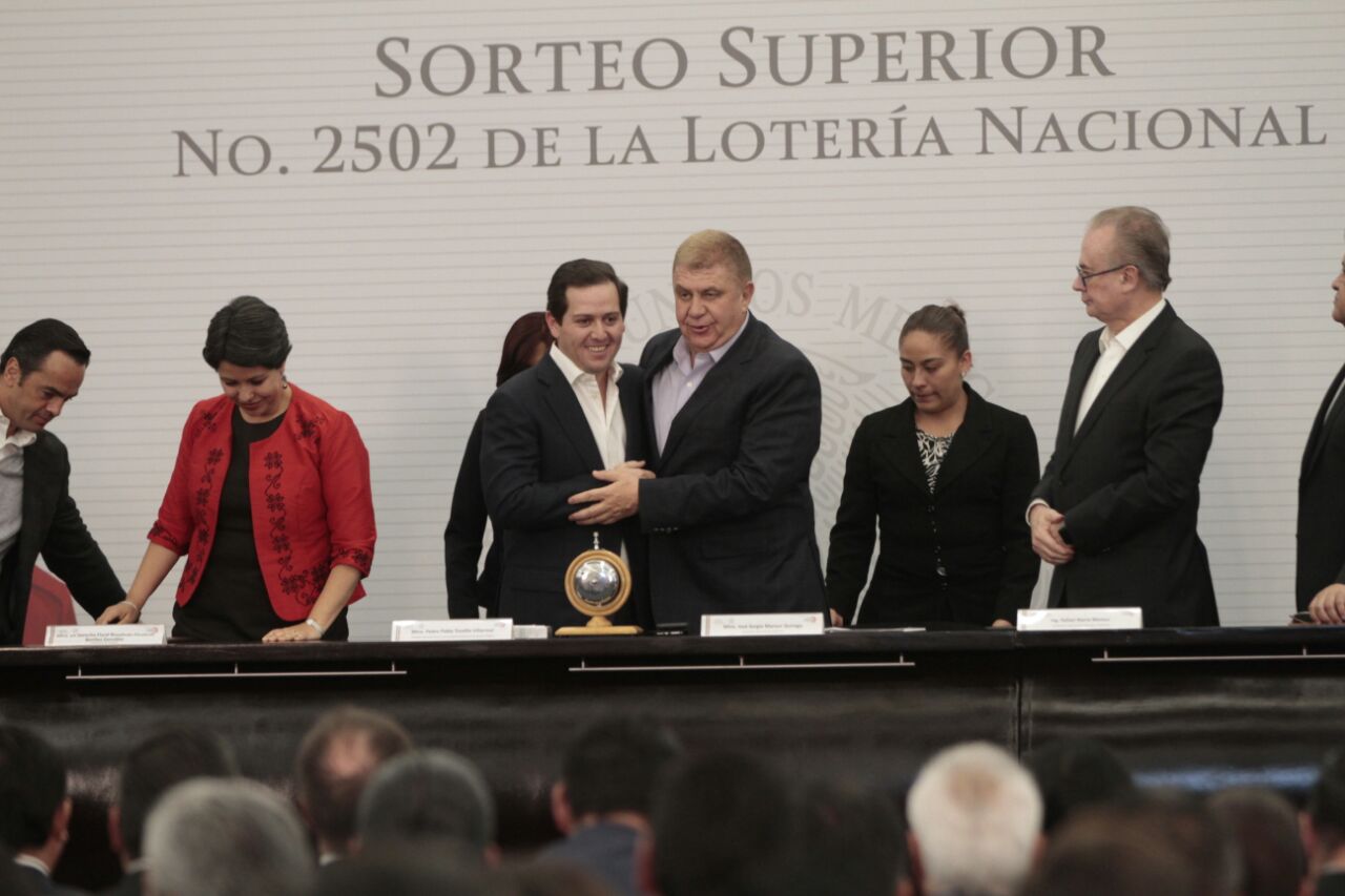 En el Centro Estatal de Exposiciones.
