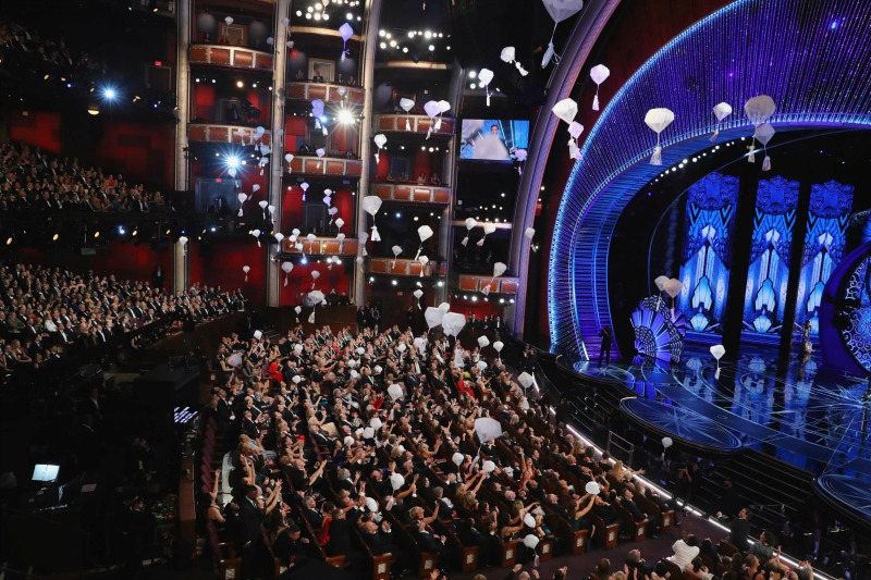 El error recordó el ocurrido hace dos años en la gala de "Miss Universo", cuando Steve Harvey coronó por error a Miss Colombia cuando la ganadora era 