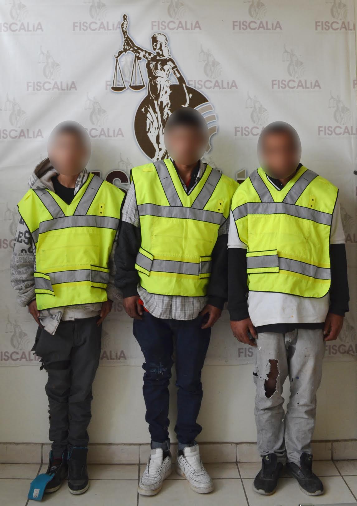 En Durango, elementos de la PSI realizaron la detención de una banda de ladrones.