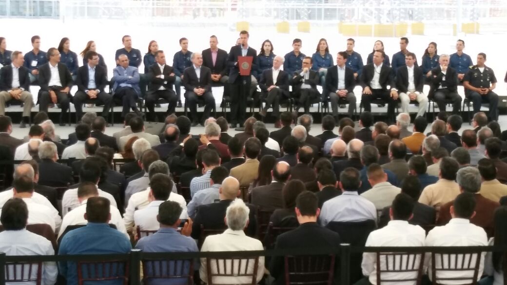 Enrique Peña Nieto concluye su gira por Nuevo León en este municipio. 