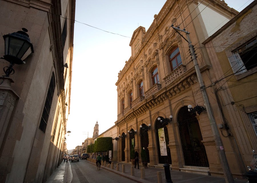 El encuentro se realiza en diferentes sedes como la Casa de la Cultura, en el Lienzo Charro Santa María y en el Teatro Rosas Moreno.