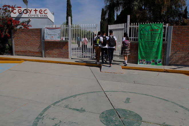 En Coahuila, la Secretaría de Gobierno negó la detención de un maestro del CECYTEC en el ejido Coyote.