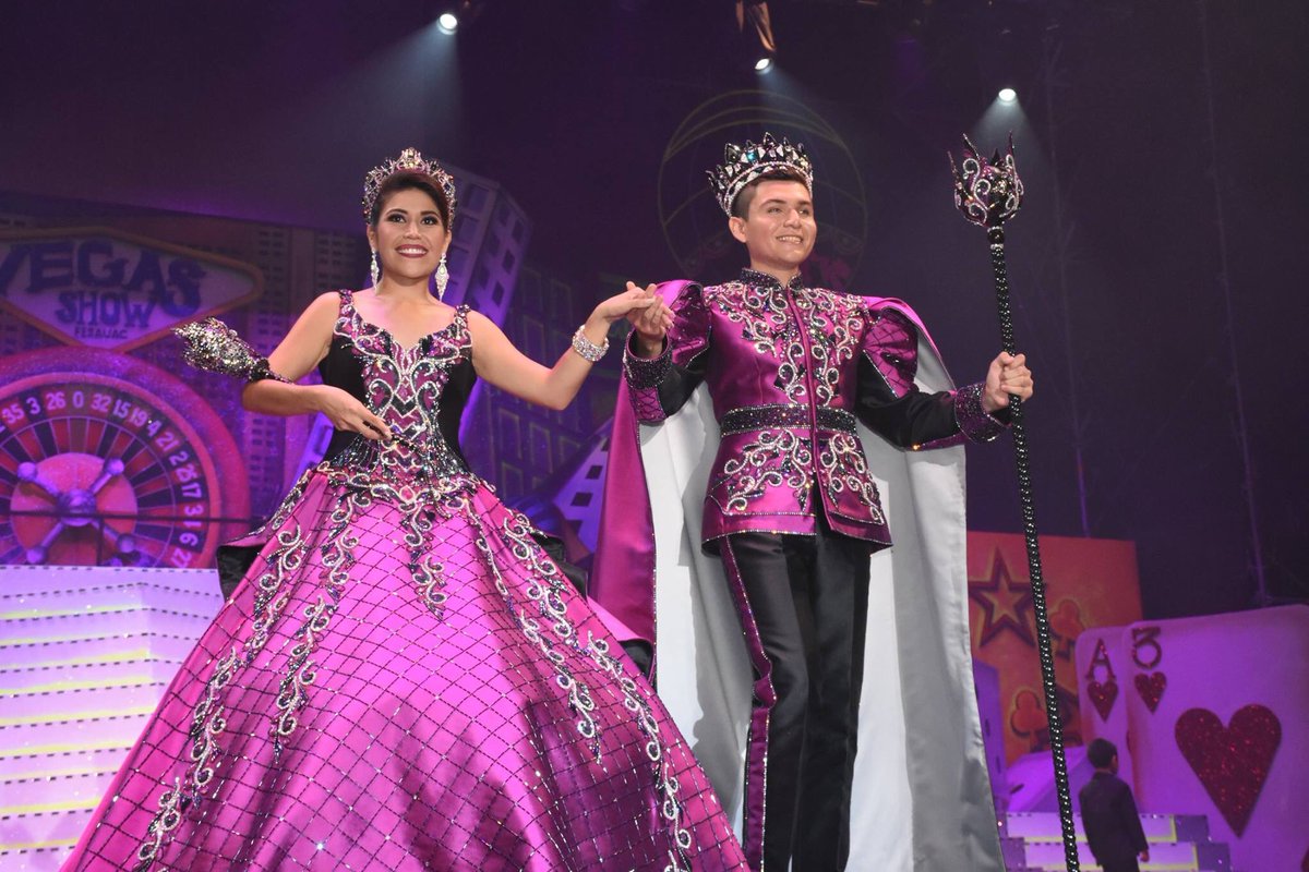 Los reyes tras su coronación. 