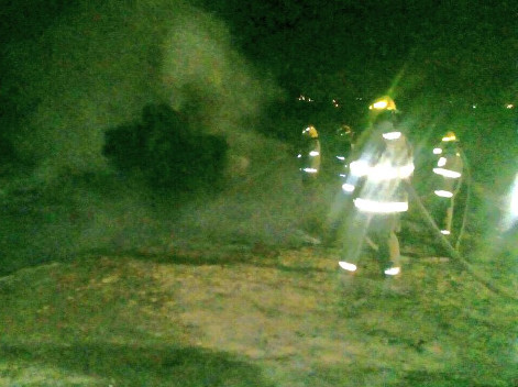 Bomberos trabajaron 24 horas para sofocar el incendio en el poliducto Minatitlán-México, en el municipio de Acatzingo. 