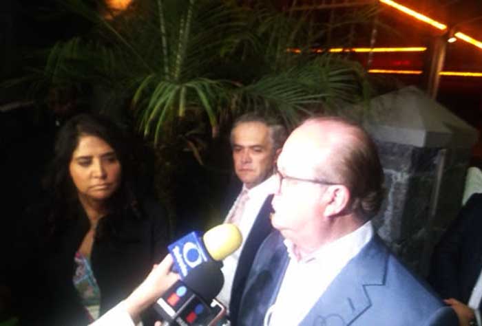 En la reunión, los mandatarios del PRD manifestaron su apoyo a Barrales.