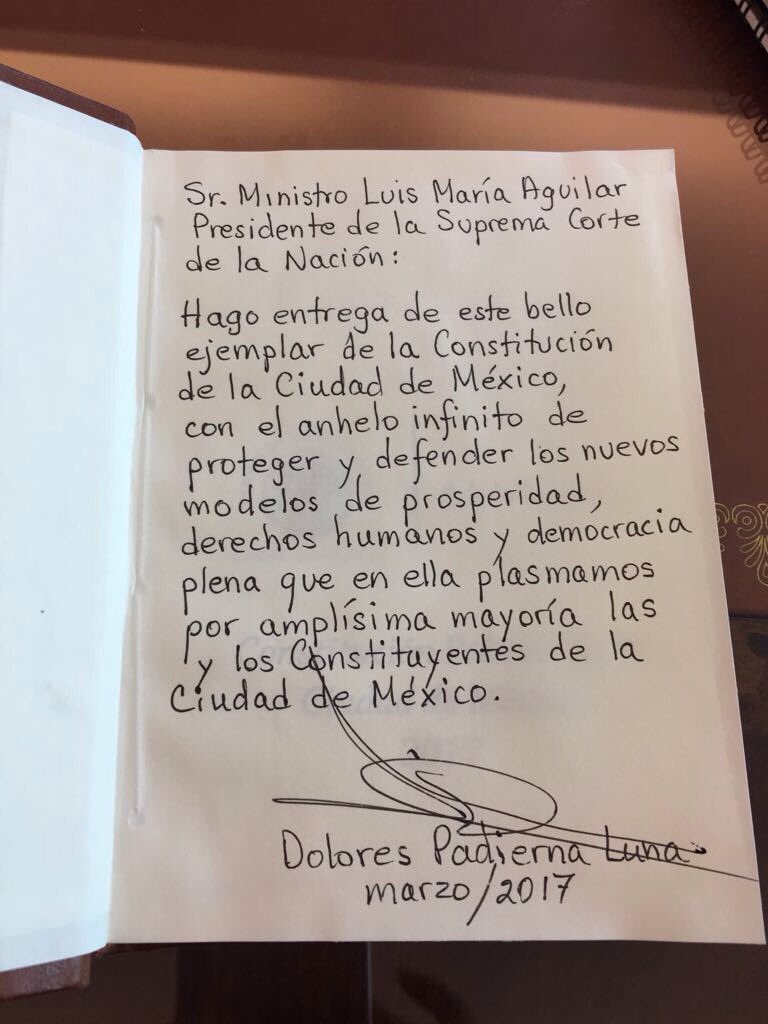 La senadora del PRD pidió a los ministros proteger la Constitución de la Ciudad.