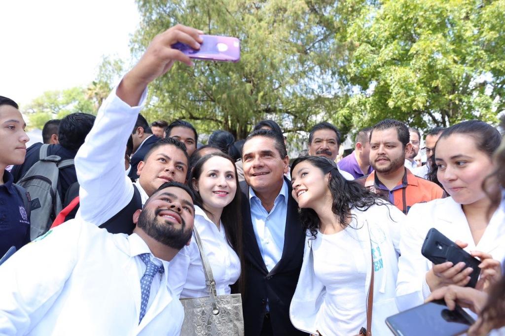 Silvano Aureoles celebró el primer aniversario del programa.