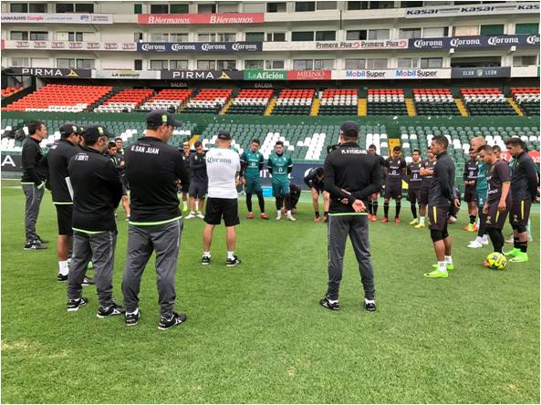 El equipo fue citado a las 10:00 de la mañana para entrenar