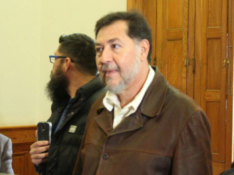 Gerardo Fernández Noroña acudió al Palacio de Gobierno. 