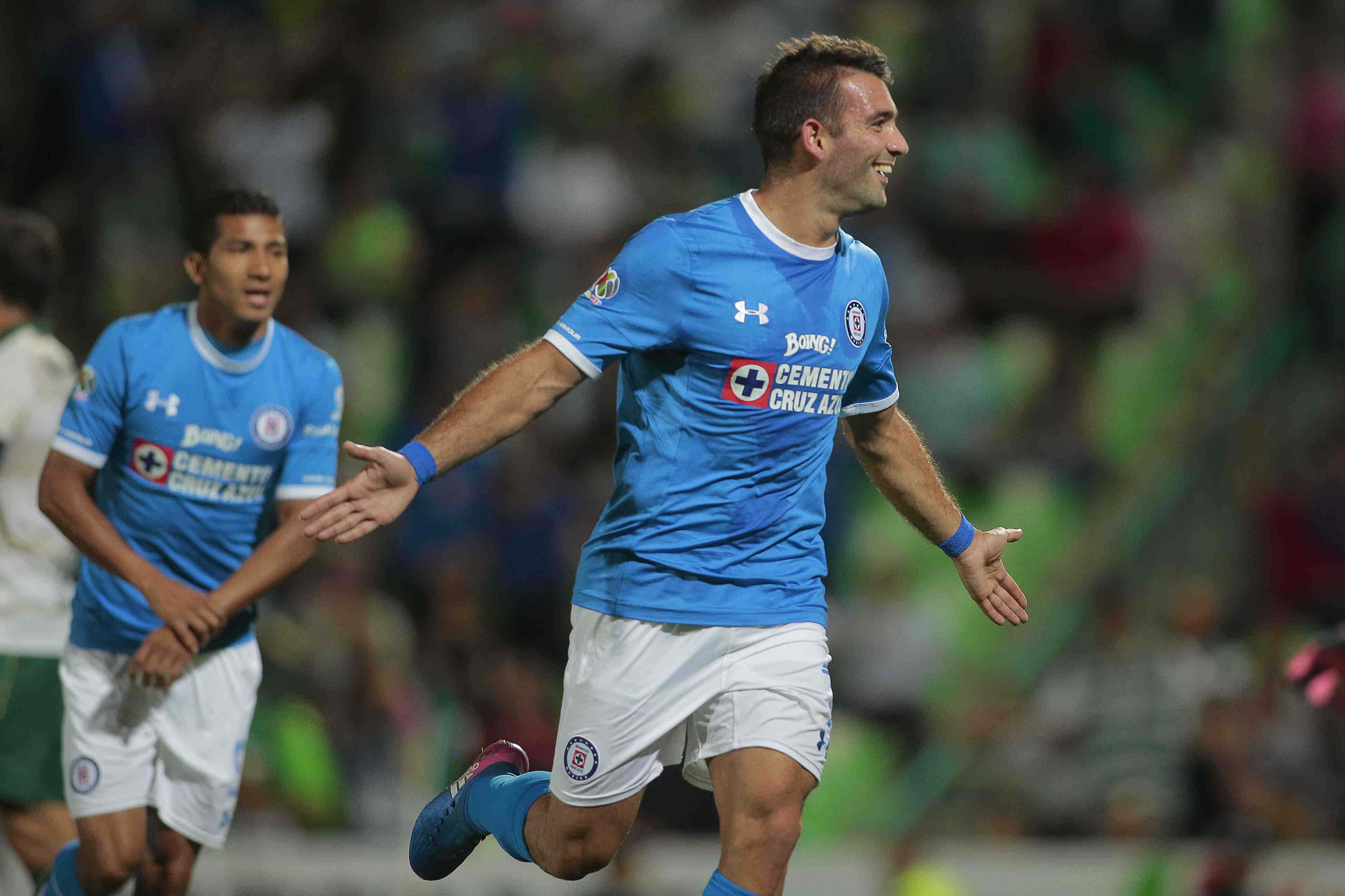 Cauteruccio anotó un triplete en Copa MX