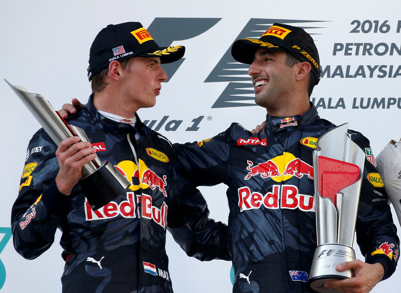 Daniel Ricciardo y Max Verstappen