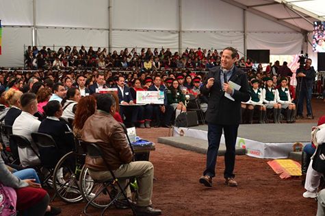 El gobernador del Estado de México, Eruviel Ávila Villegas.