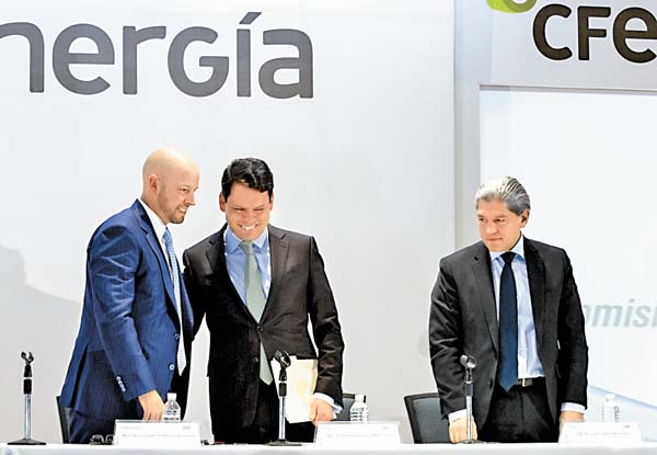 Presentación del proyecto de almacenamiento de petrolíferos de la CFE.
