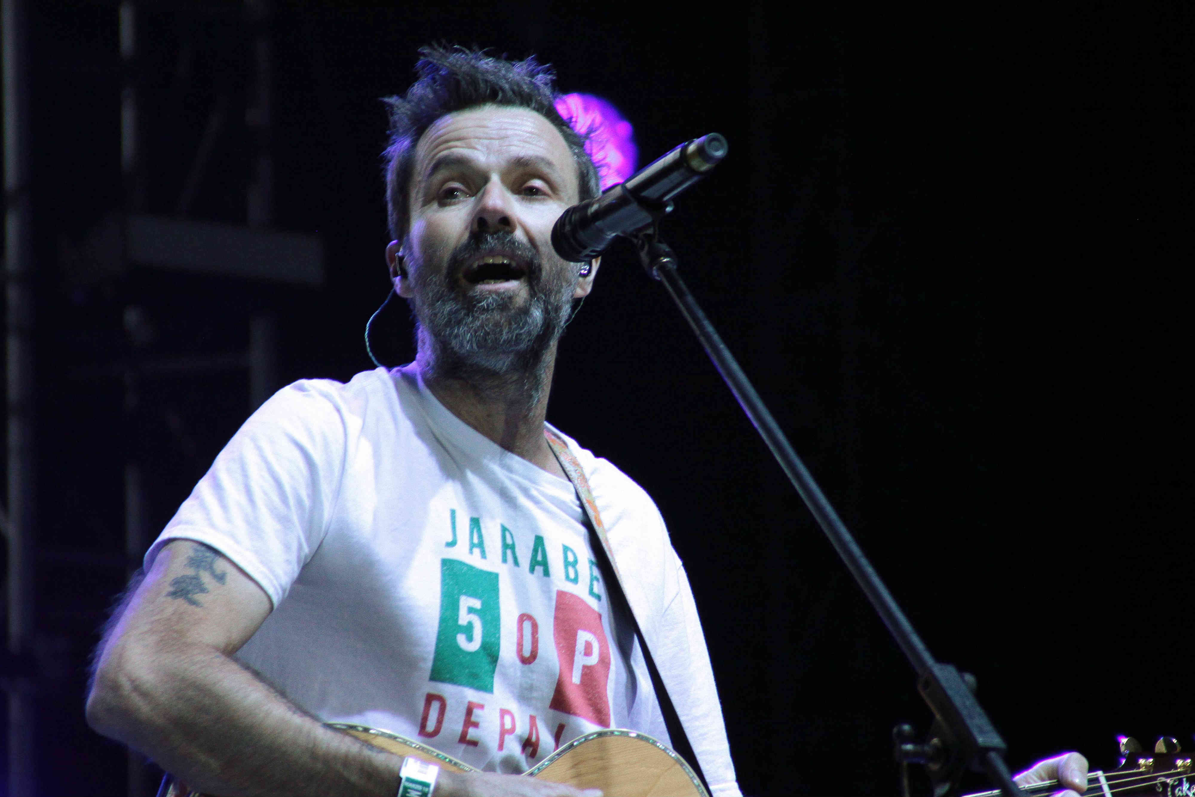 Jarabe de Palo, liderada por Pau Donés, cantaron lo mejor de su repertorio musical.