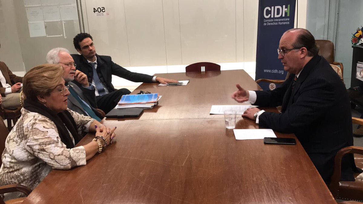 El presidente de la Conago, Graco Ramírez, durante su reunión en la CIDH.