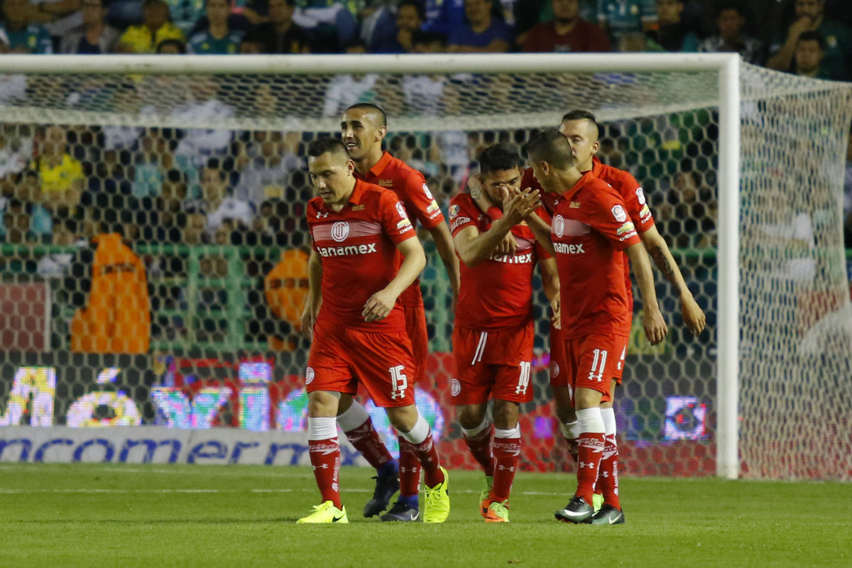 Toluca venció a León pese a la polémica árbitral