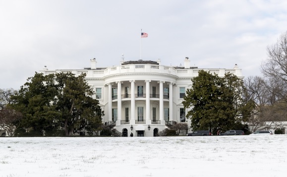 El reporte dice que el hombre exclamó "¡Ésta es una prueba!".