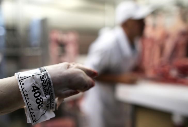 Varios países decidieron detener la importación de carne de Brasil tras la trama de corrupción desatada la semana pasada.