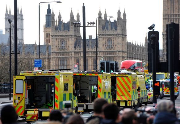 Funcionarios públicos de distintas partes del mundo han expresado su solidaridad a los británicos tras sufrir un ataque en el que cuatro personas muri