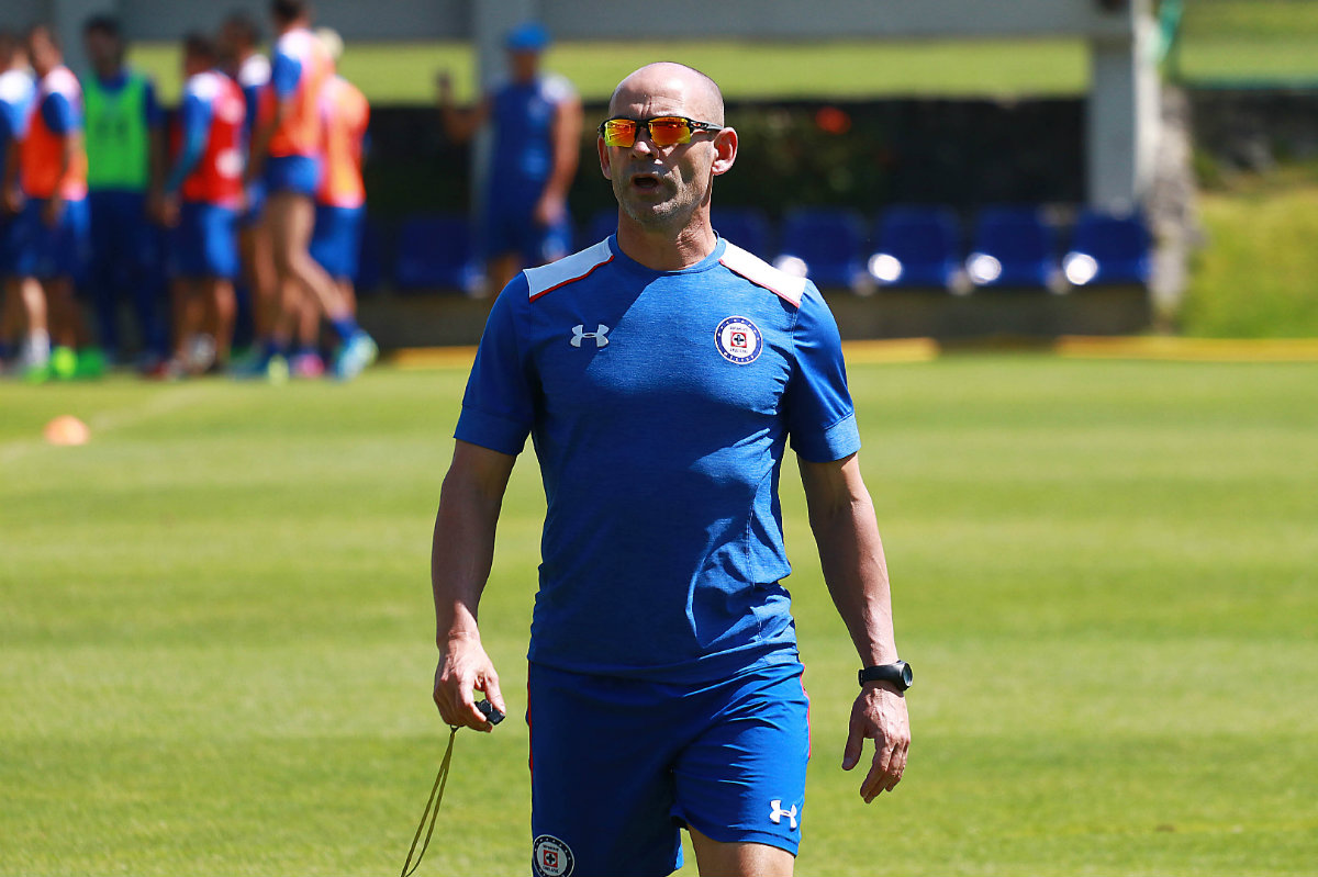 Paco Jémez, entrenador de Cruz Azul