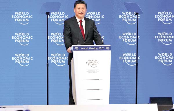 El presidente de China durante una conferencia en el Foro Económico Mundial.