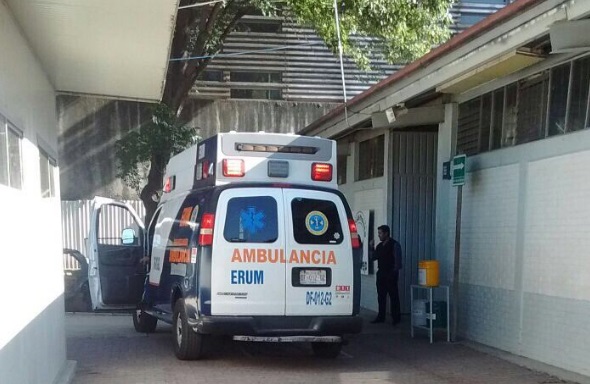 El alumno lesionado fue ingresado al hospital.