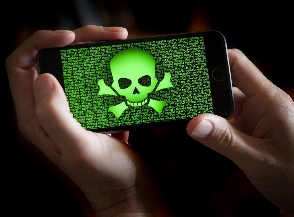 Los documentos filtrados hablan de iPhones y MacBooks hackeados.