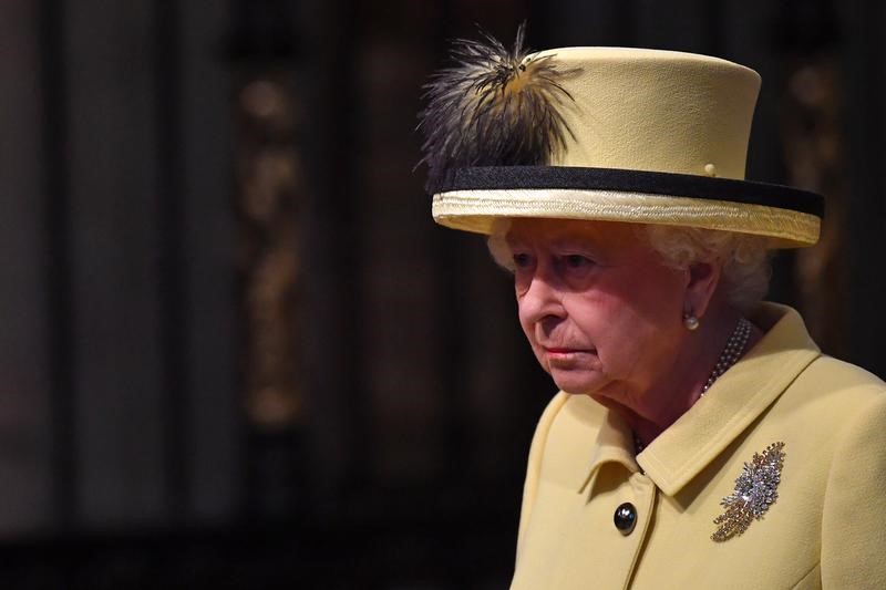 La reina de Inglaterra, Isabel II, condenó la "terrible violencia" del atentado de Londres.