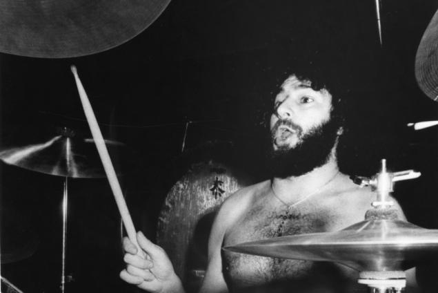 Sib Hashian formó parte de los dos primeros álbumes de Boston