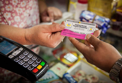 "Tienditas de barrio" ofrecen diversos servicios, apoyados por Tecno Tienda, a fin de competir con los consorcios o las cadenas de tiendas de convenie