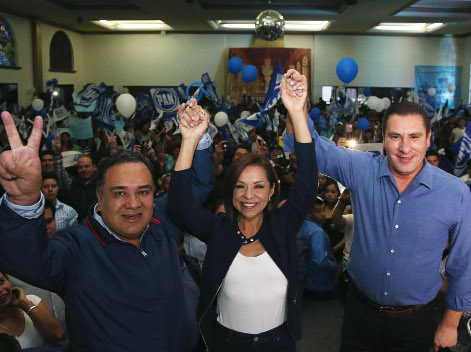 Brinda Rafael Moreno Valle su apoyo a la abanderada del PAN al gobierno del Estado de México, durante el Foro de consulta “Movilidad y Desarrollo Sust