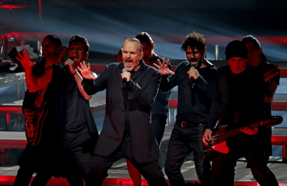 Total conexión entre Miguel Bosé y su público