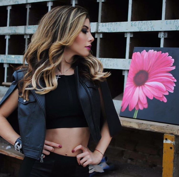 El conjunto de la artista mexicana estaba valuado en 120 mil dólares.