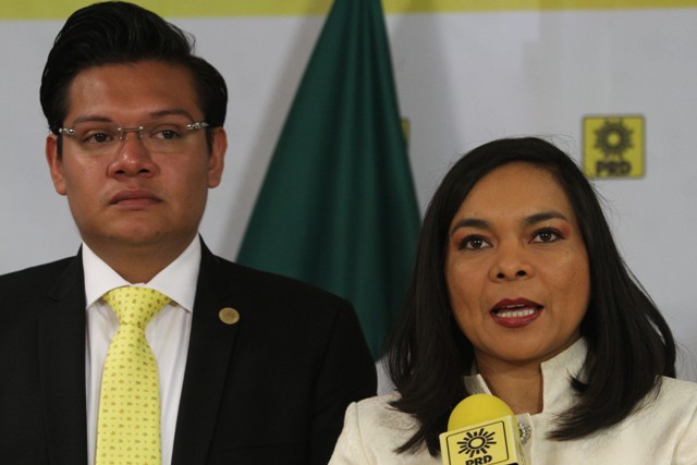 La secretaria general del PRD, Beatriz Mojica.