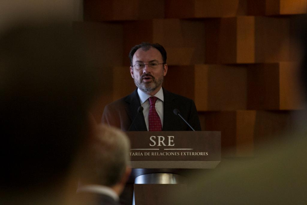 Luis Videgaray Caso, secretario de Relaciones Exteriores, durante el encuentro con diplomáticos del Estado Árabe.
