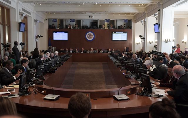 La OEA se reunió para determinar el mecanismo con el que podrían ayudar a Venezuela.