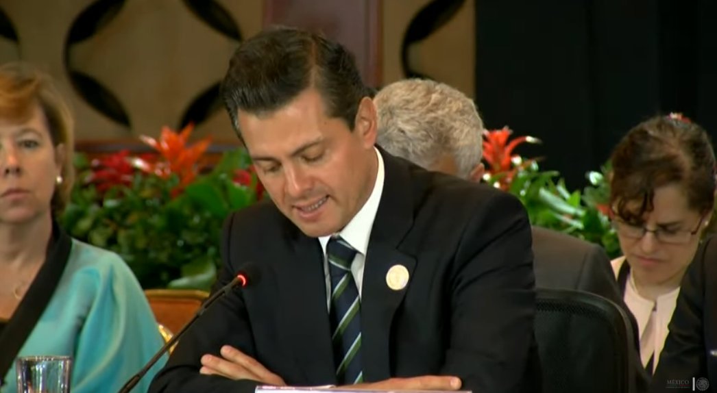 El presidente Enrique Peña Nieto pidió trabajar a favor de los migrantes.